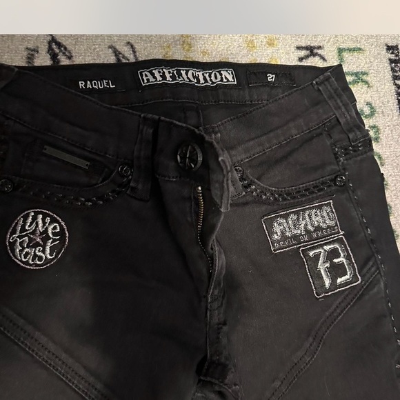 affliction - Picture 2 of 4